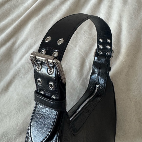BY FAR SOHO BAG IN BLACK CREASED LEATHER